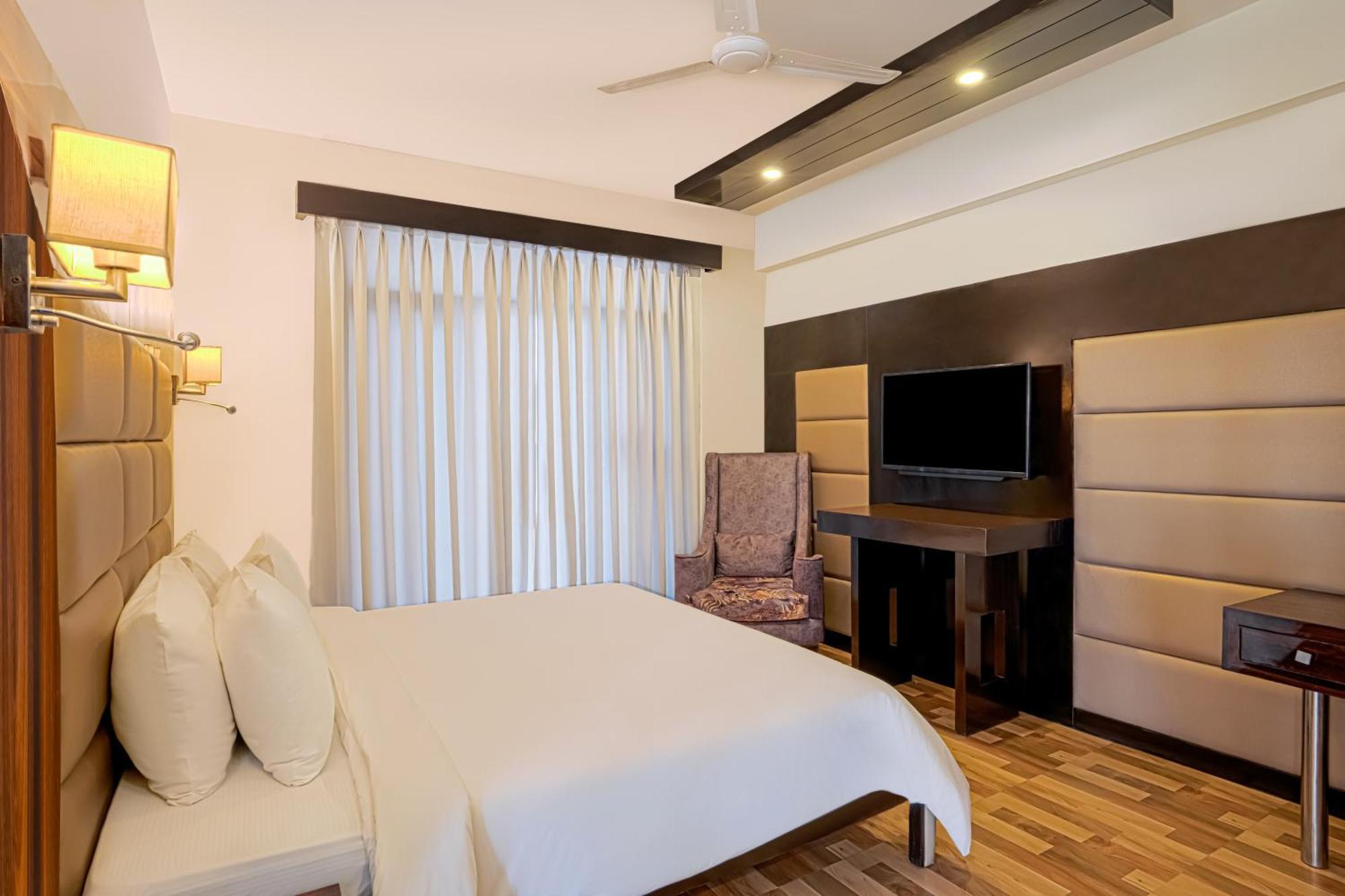 Country Inn Goa Varca Beach - 2 Minutes Walk To The Beach エクステリア 写真